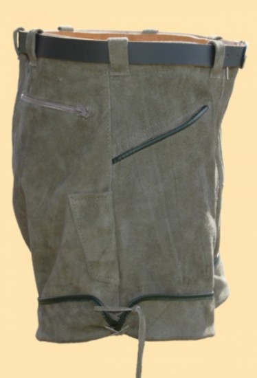 ww108-Kurze sportliche Lederhose aus bestem Samtspalt-Leder